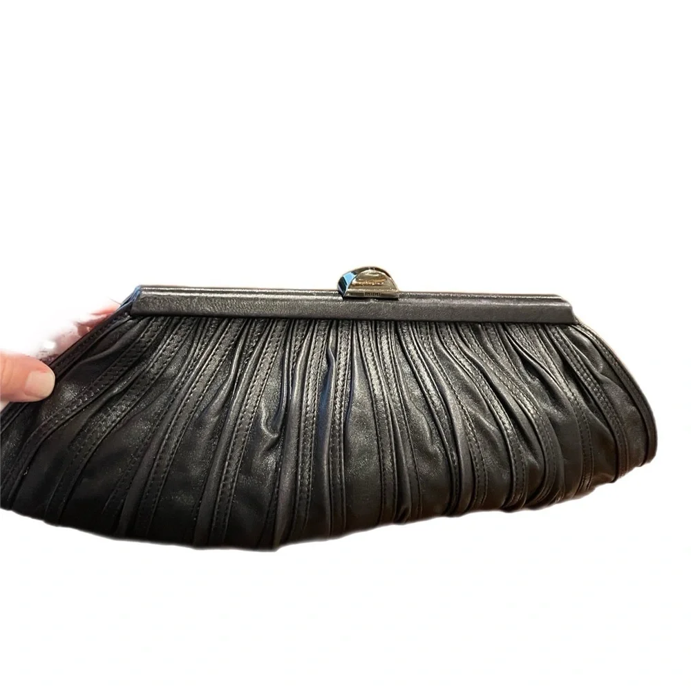 RODO Vintage Black Pleated Leather Clutch Bag with Chain Strap P9